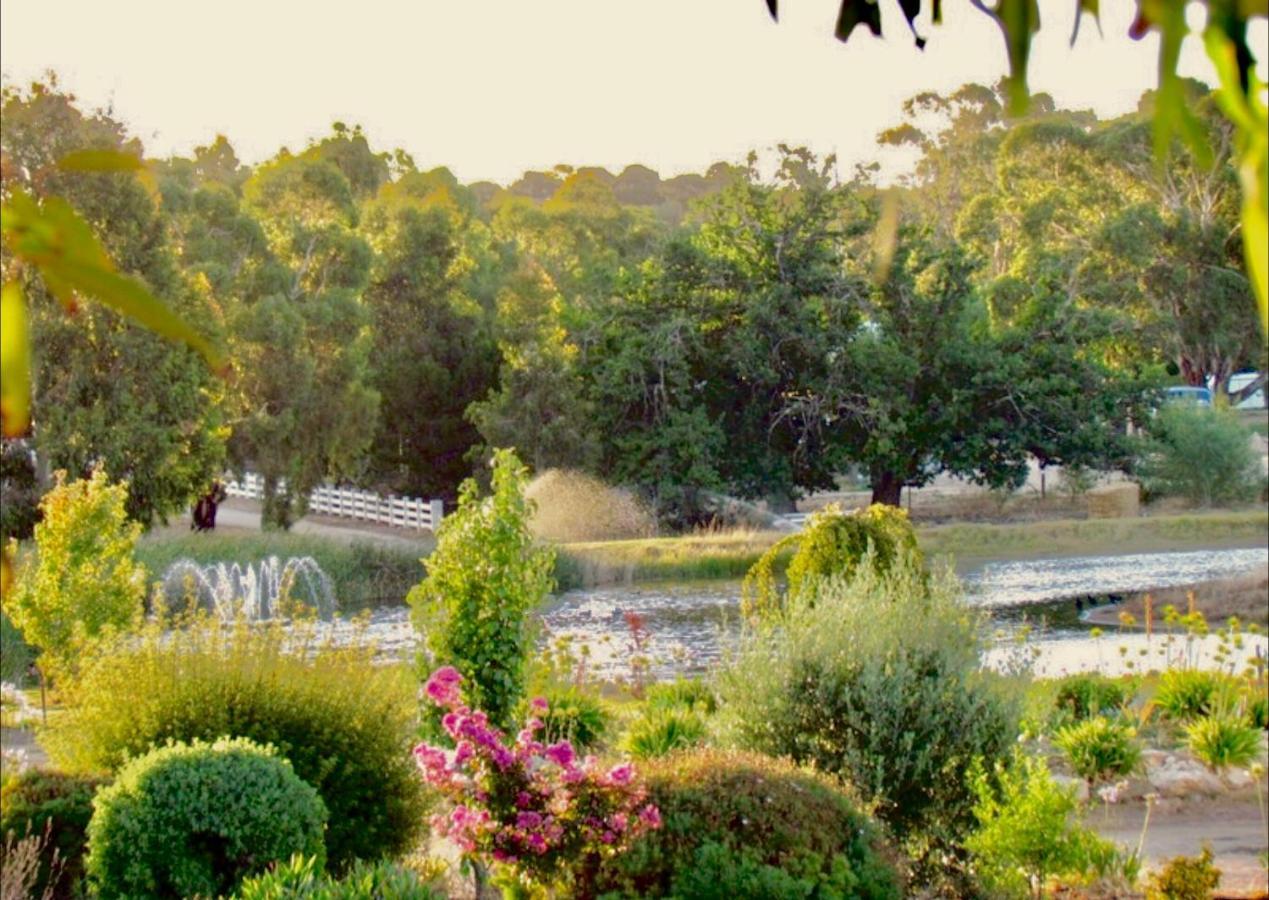 The Lake House Retreat Keith ภายนอก รูปภาพ